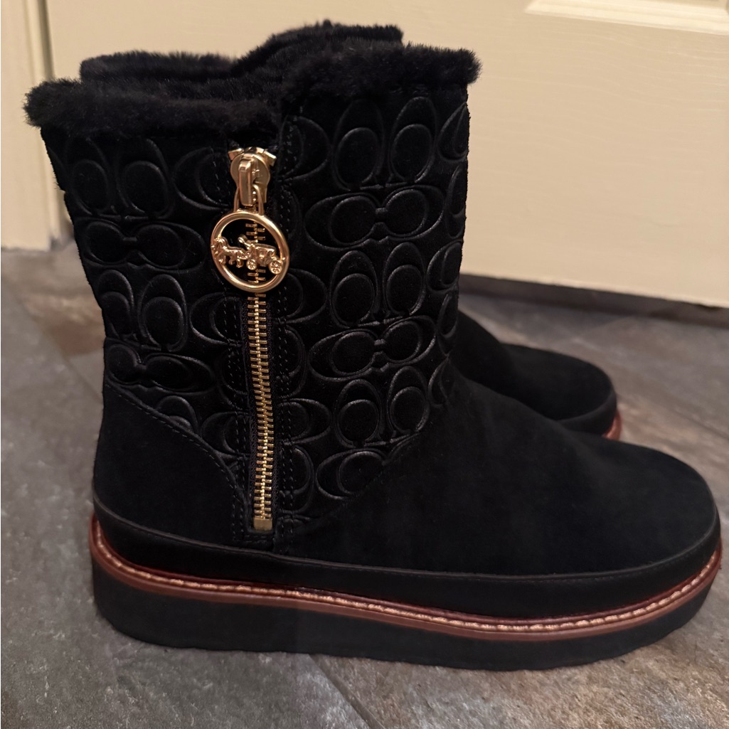 Coach- Isa Black Boots With Zipper. Size 7